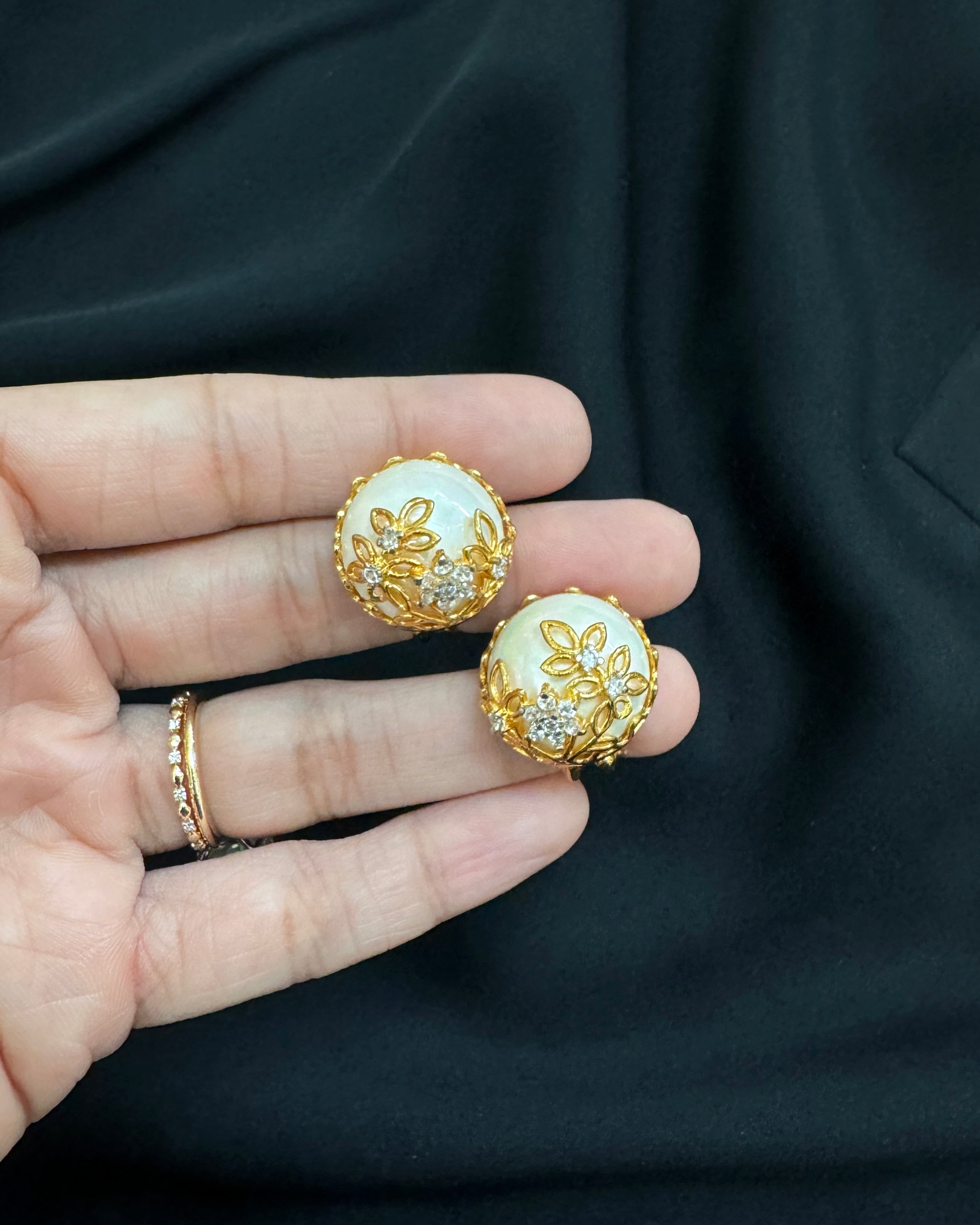 Aurelie Pearl Stud Earrings – ZVR Heirlooms